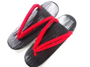 漆塗り　桐下駄(23センチ)